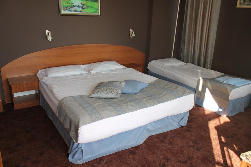 Family Lazuren Briag Hotel 3*